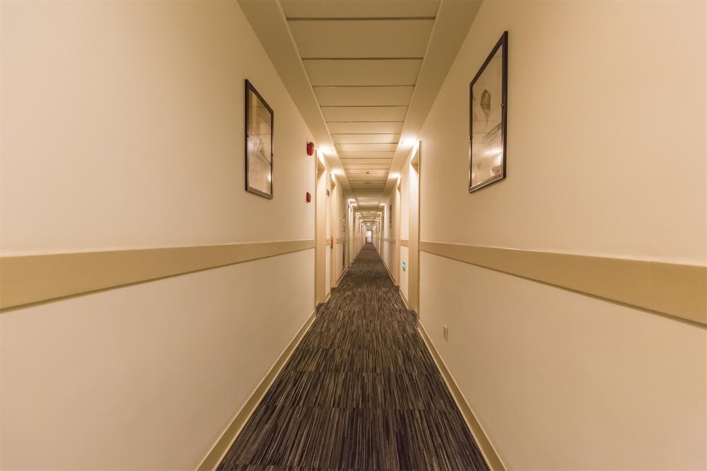 Jinjiang - Zhangjiang Road Hotel 3*